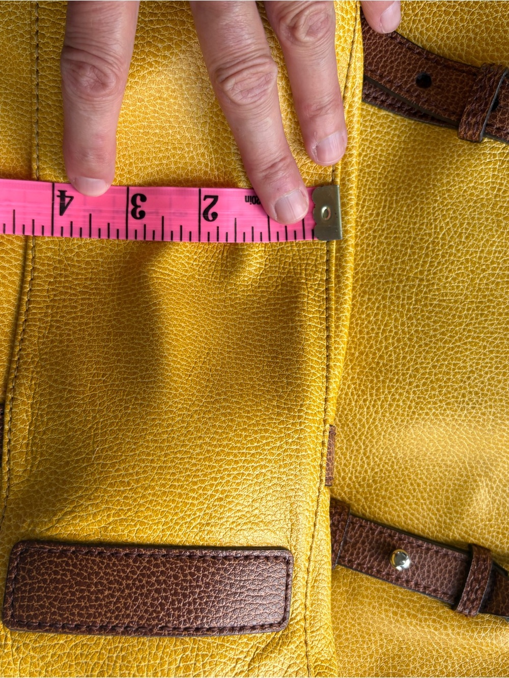 Banana Republic Vintage leather Yellow Tote with Brown Trim Details - Picture 11 of 11